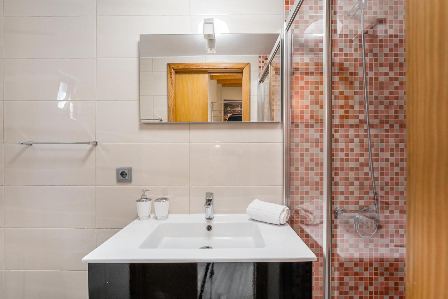 Guestready - Sao Bras Mezzanine Oporto